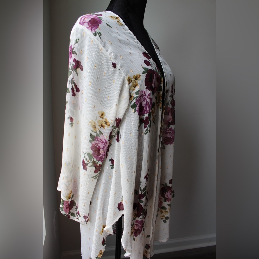 Torrid Floral Kimono with Purple and Pink Accents - Picture 5 of 9